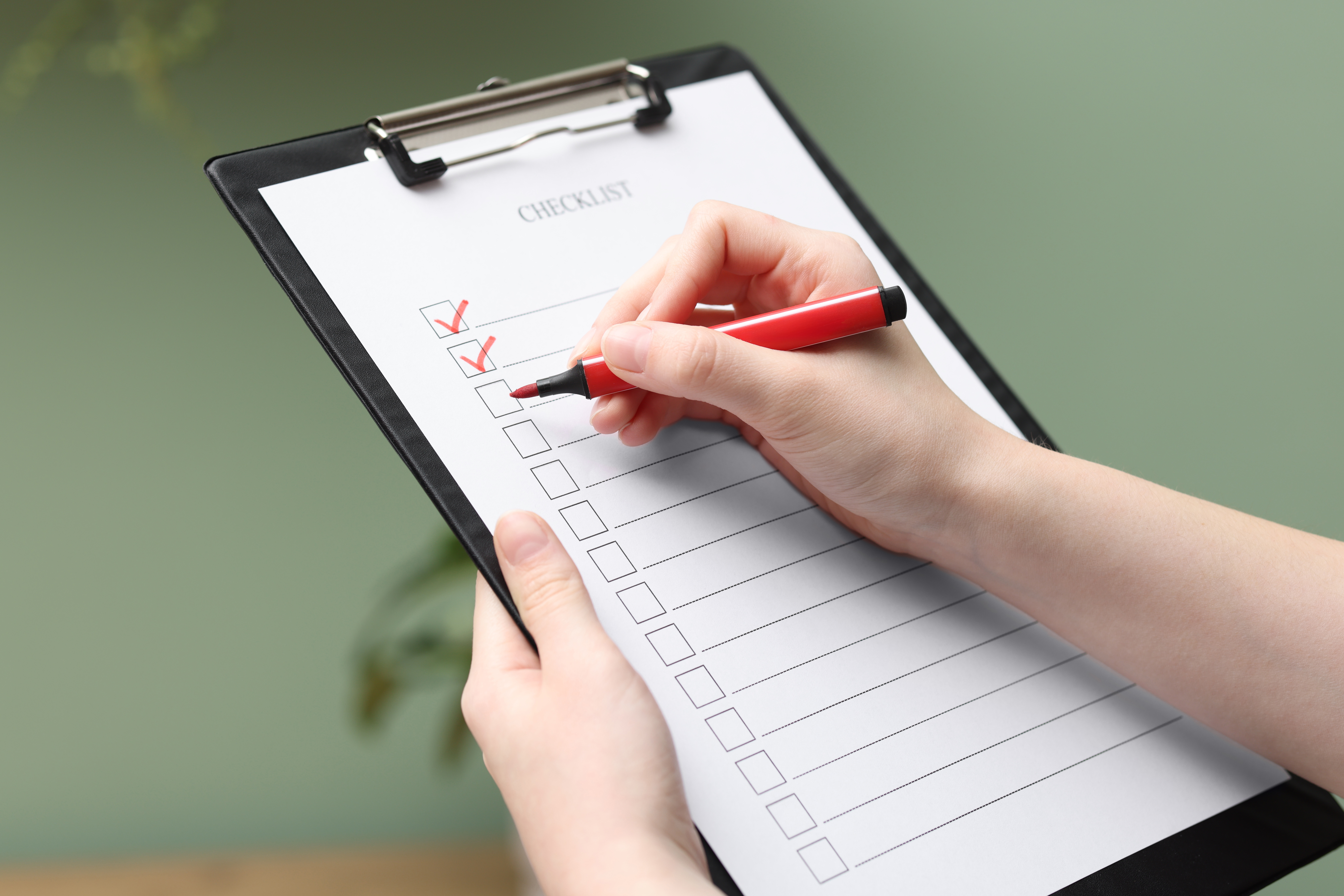 essential clauses every freelance software developer must include in their Master Services Agreement (MSA)